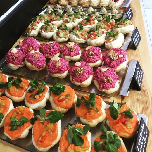 CATERING V BISTRU - OSLAVA NAROZENIN.jpeg